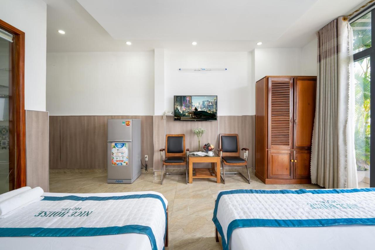 Nice House Hotel - Near My Khe Beach Da Nang Exterior photo