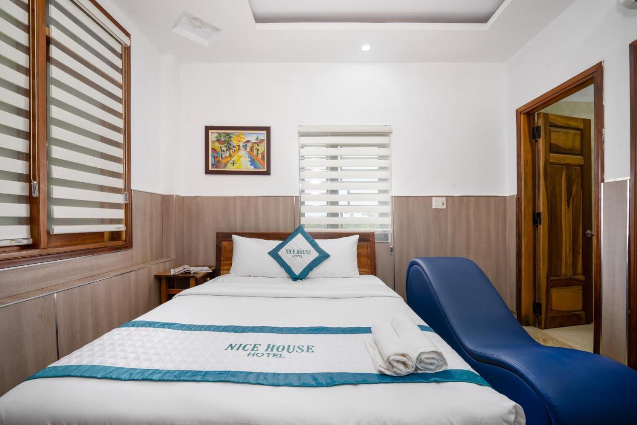 Nice House Hotel - Near My Khe Beach Da Nang Exterior photo