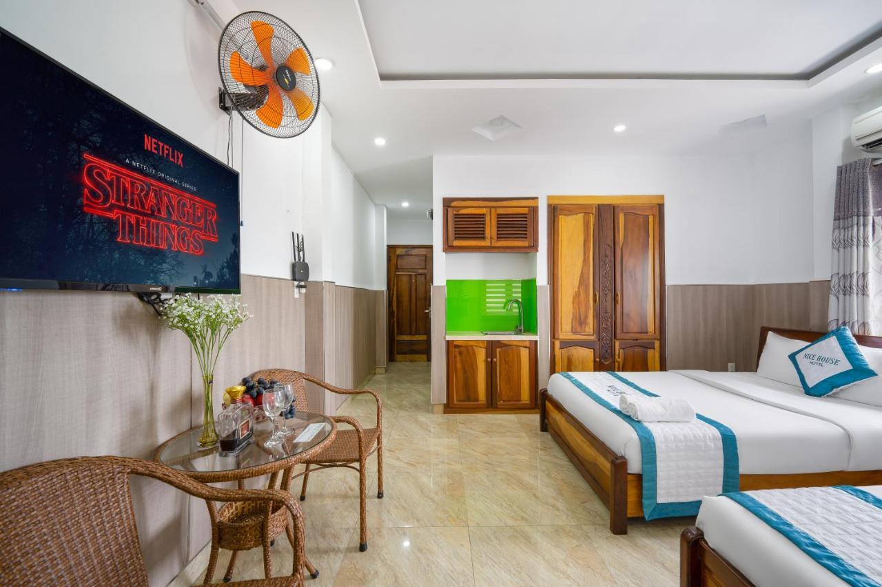 Nice House Hotel - Near My Khe Beach Da Nang Exterior photo