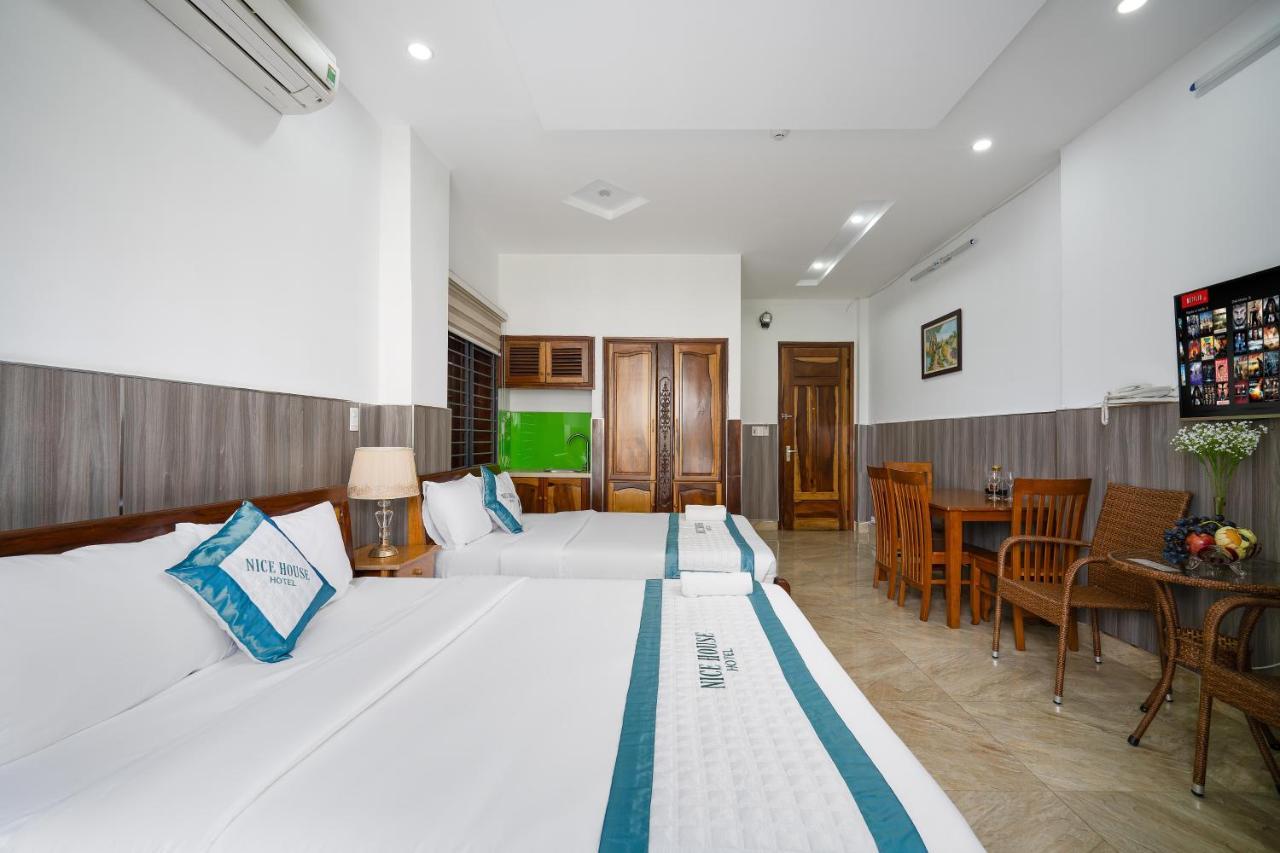 Nice House Hotel - Near My Khe Beach Da Nang Exterior photo